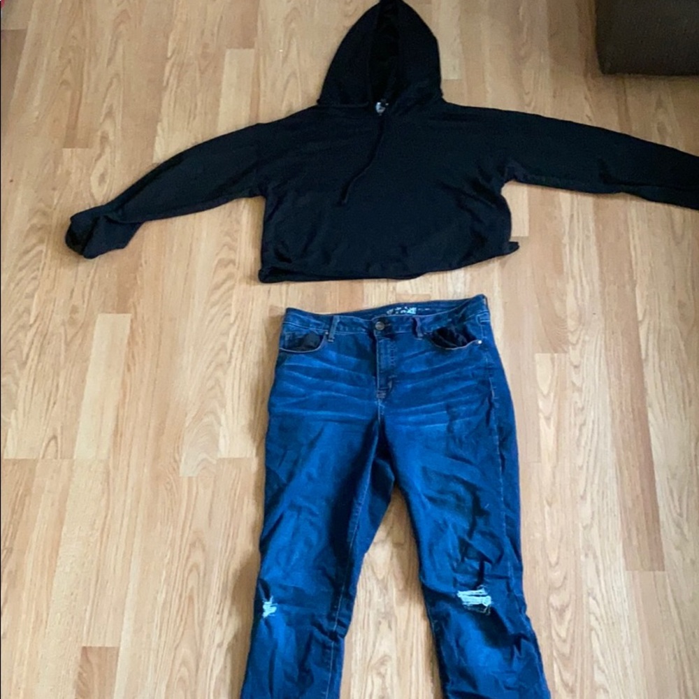 Cropped hoodie and Stretchy jeans